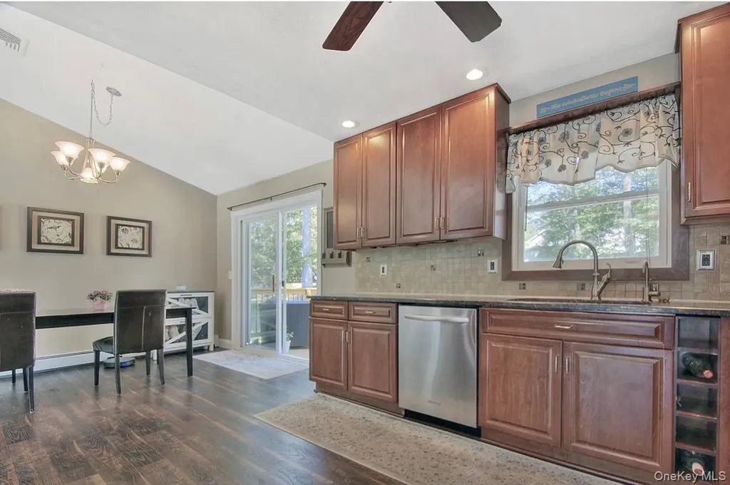 43 Brandywine Crossing Newburgh NY 12550