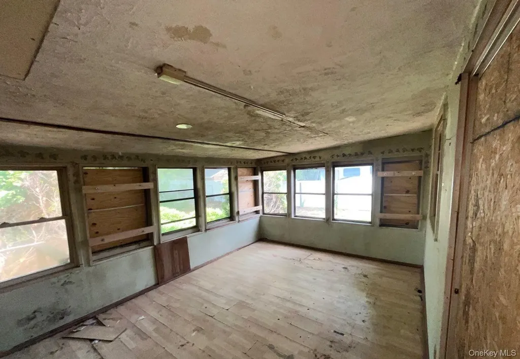 17 Appel Drive E Shirley NY 11967
