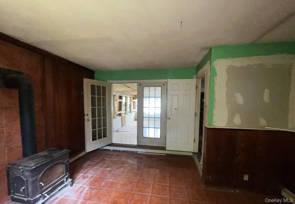 17 Appel Drive E Shirley NY 11967