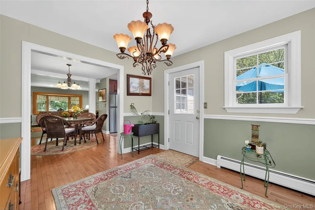 173 Oak Tree Road Tappan NY 10983