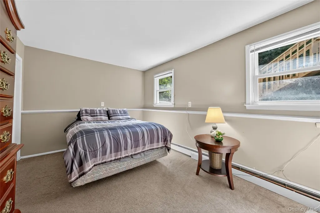 173 Oak Tree Road Tappan NY 10983