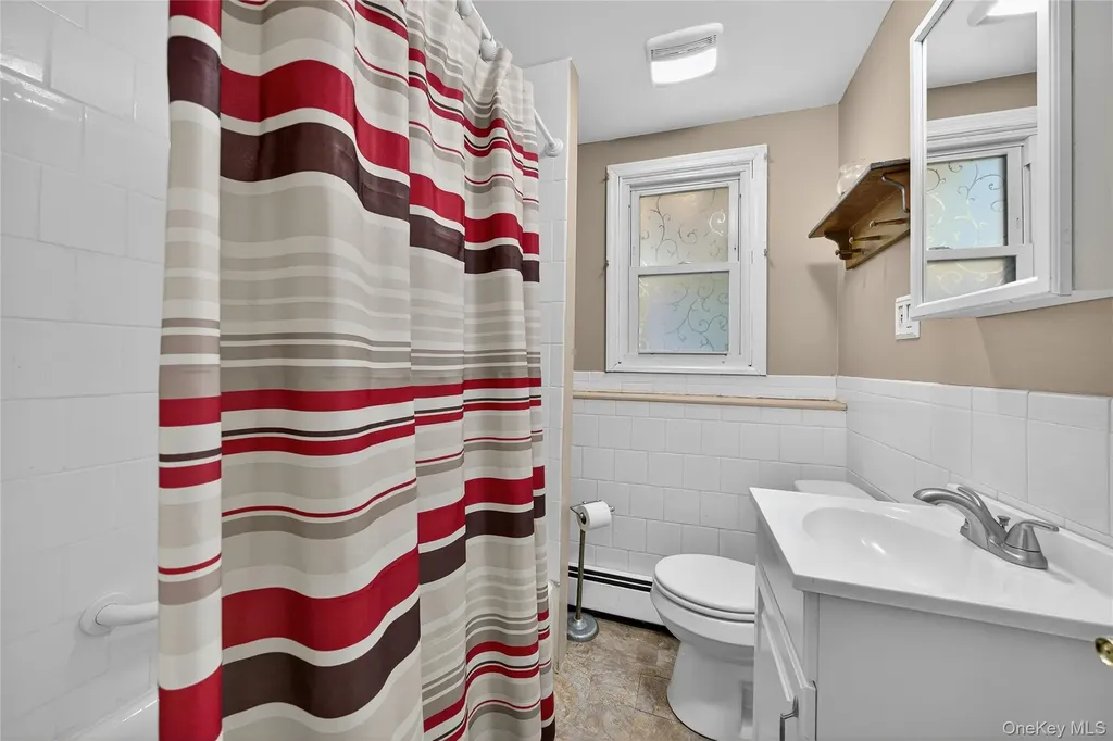 173 Oak Tree Road Tappan NY 10983