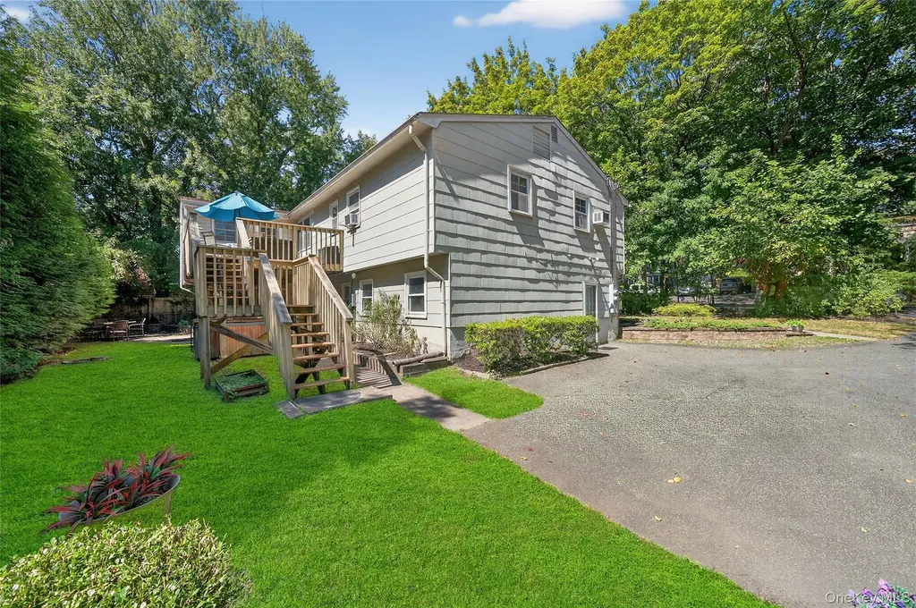 173 Oak Tree Road Tappan NY 10983