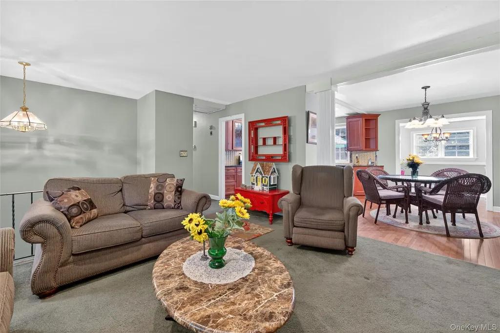 173 Oak Tree Road Tappan NY 10983