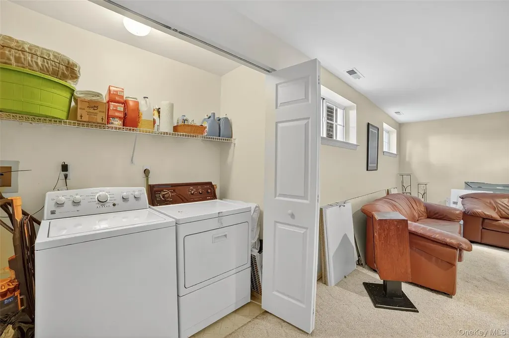 35 Roundtop Road Yonkers NY 10710