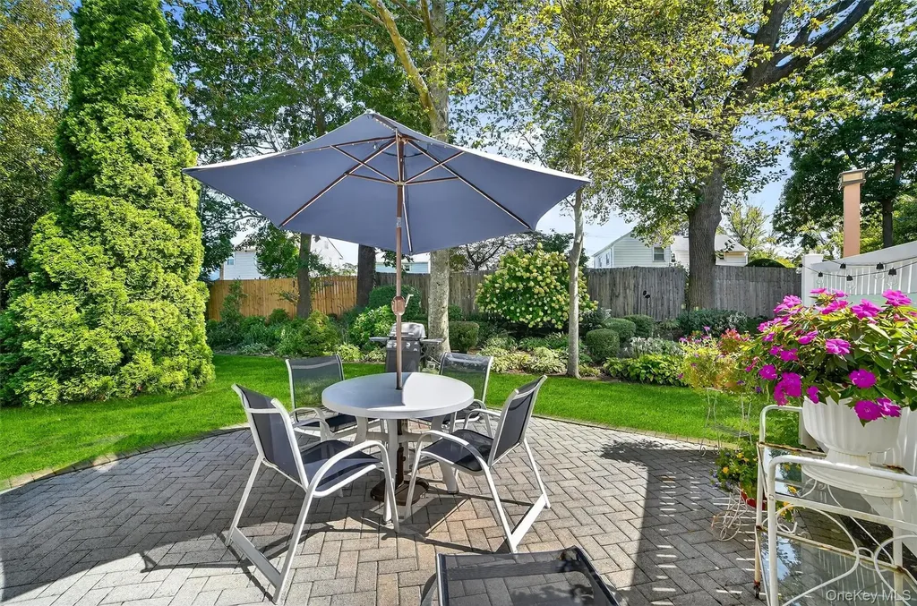 35 Roundtop Road Yonkers NY 10710