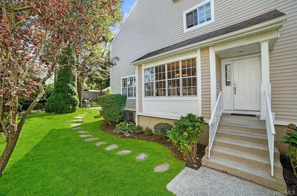 35 Roundtop Road Yonkers NY 10710