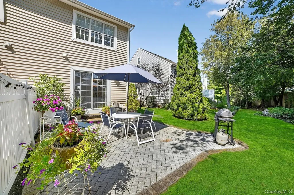 35 Roundtop Road Yonkers NY 10710