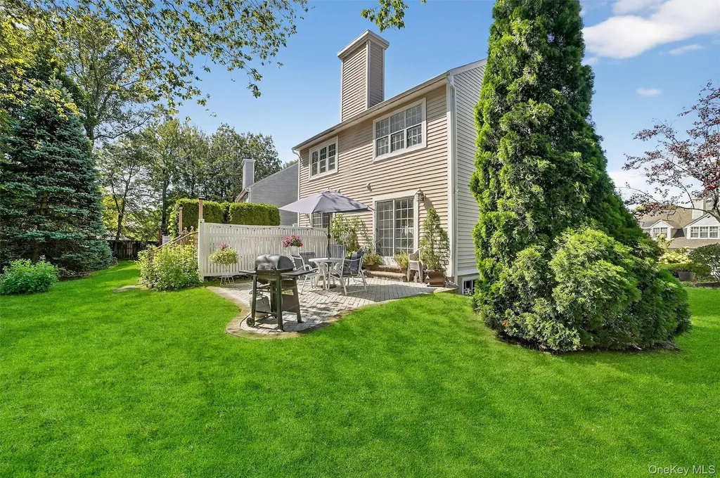35 Roundtop Road Yonkers NY 10710