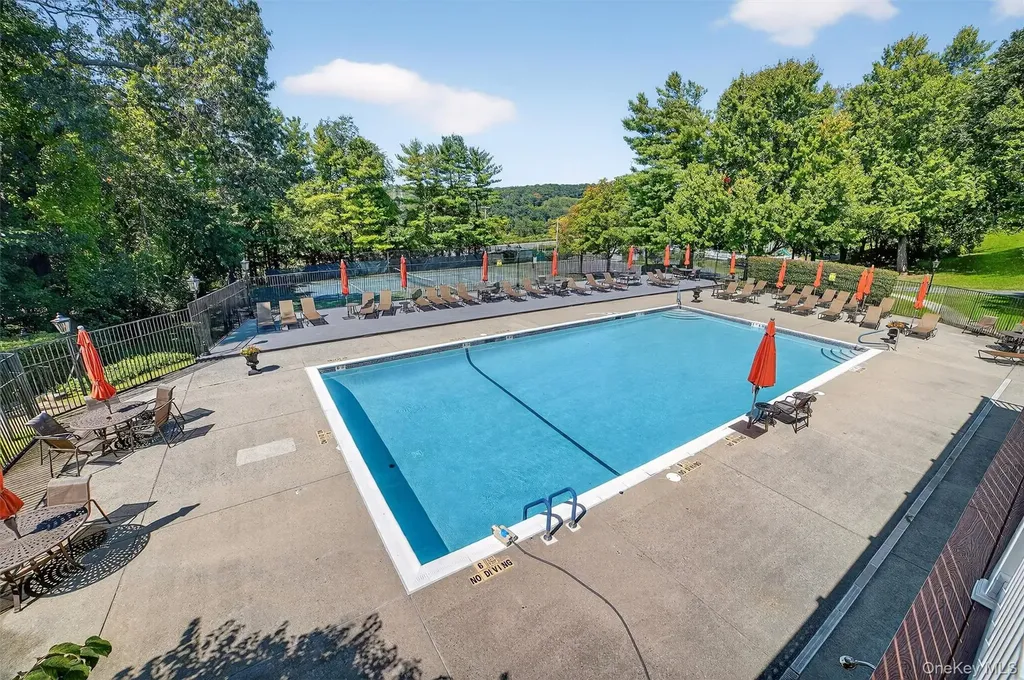 35 Roundtop Road Yonkers NY 10710