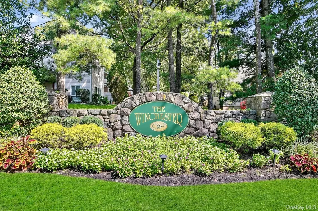 35 Roundtop Road Yonkers NY 10710