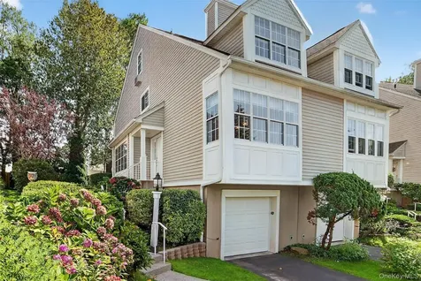 35 Roundtop Road Yonkers NY 10710