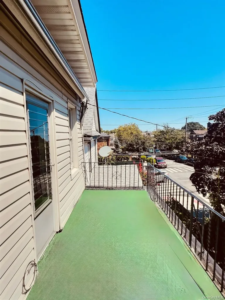 6965 Caldwell Avenue Maspeth NY 11378