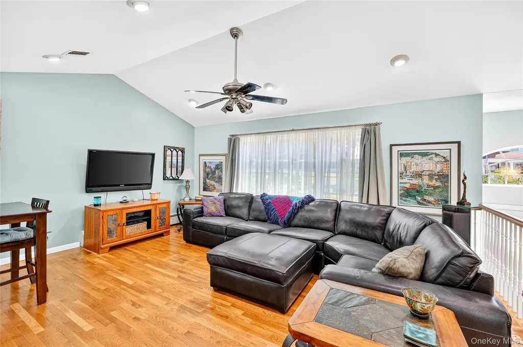 8 Pine Street Nyack NY 10960