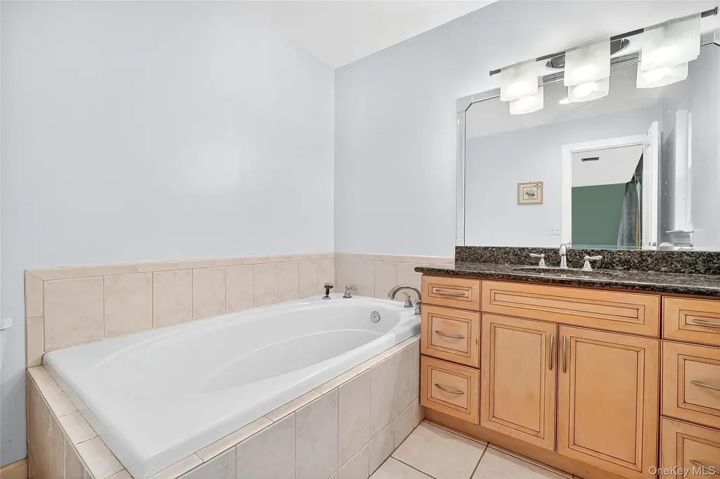 8 Pine Street Nyack NY 10960