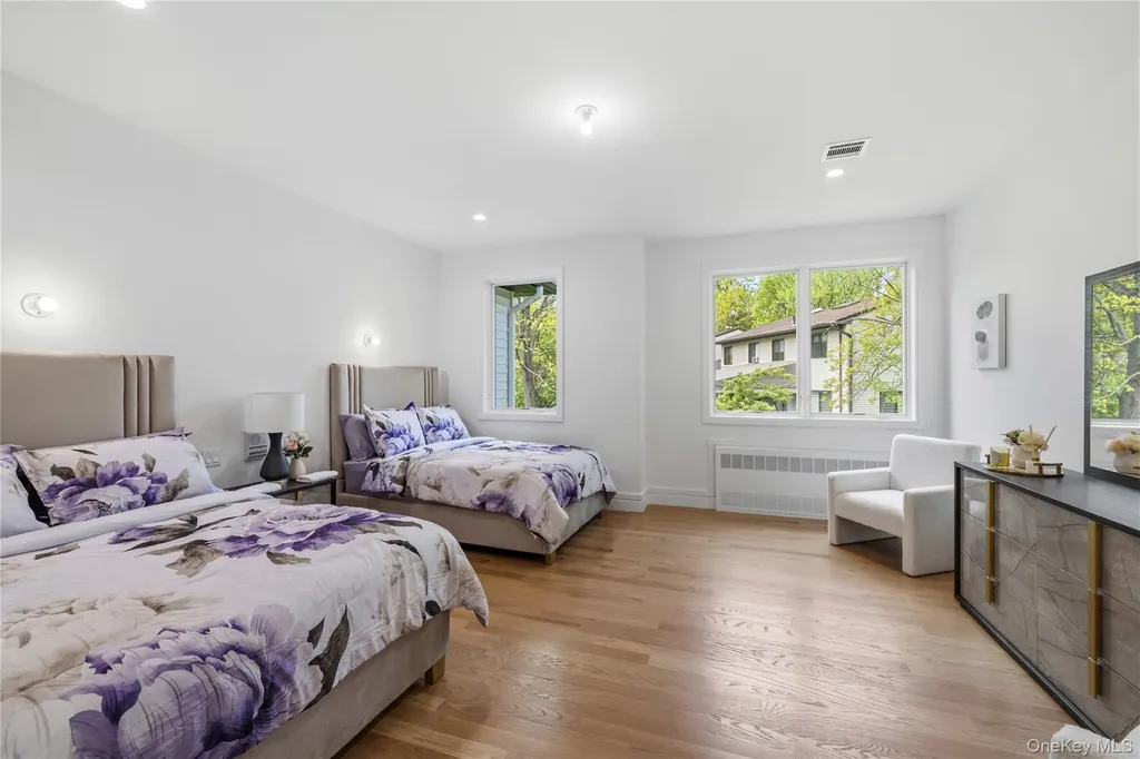 40 Singer Avenue Spring Valley NY 10977
