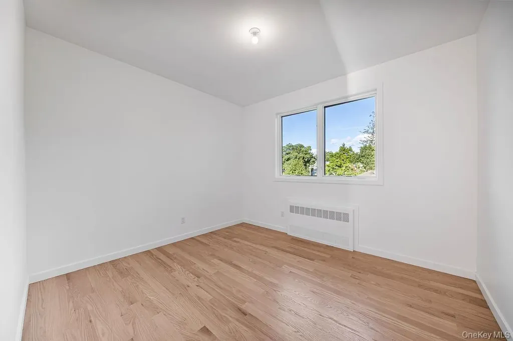 40 Singer Avenue Spring Valley NY 10977