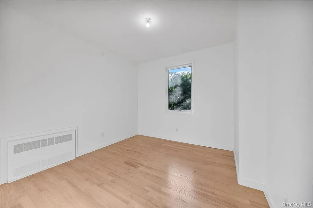 40 Singer Avenue Spring Valley NY 10977