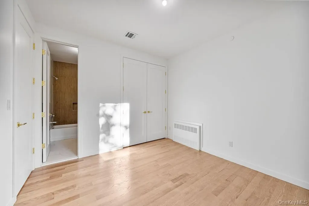 40 Singer Avenue Spring Valley NY 10977
