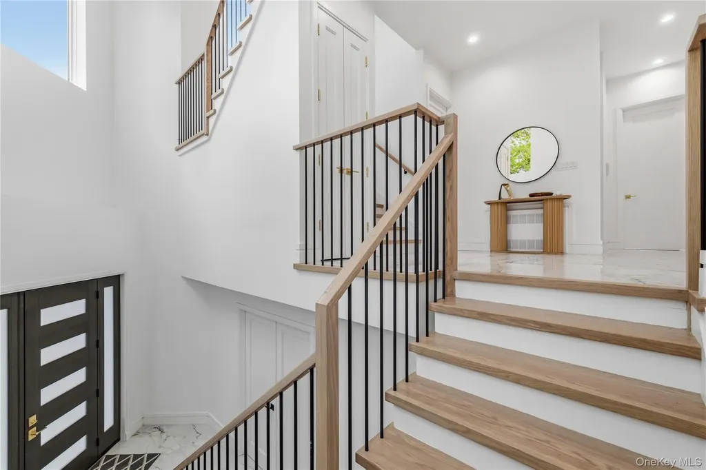 40 Singer Avenue Spring Valley NY 10977