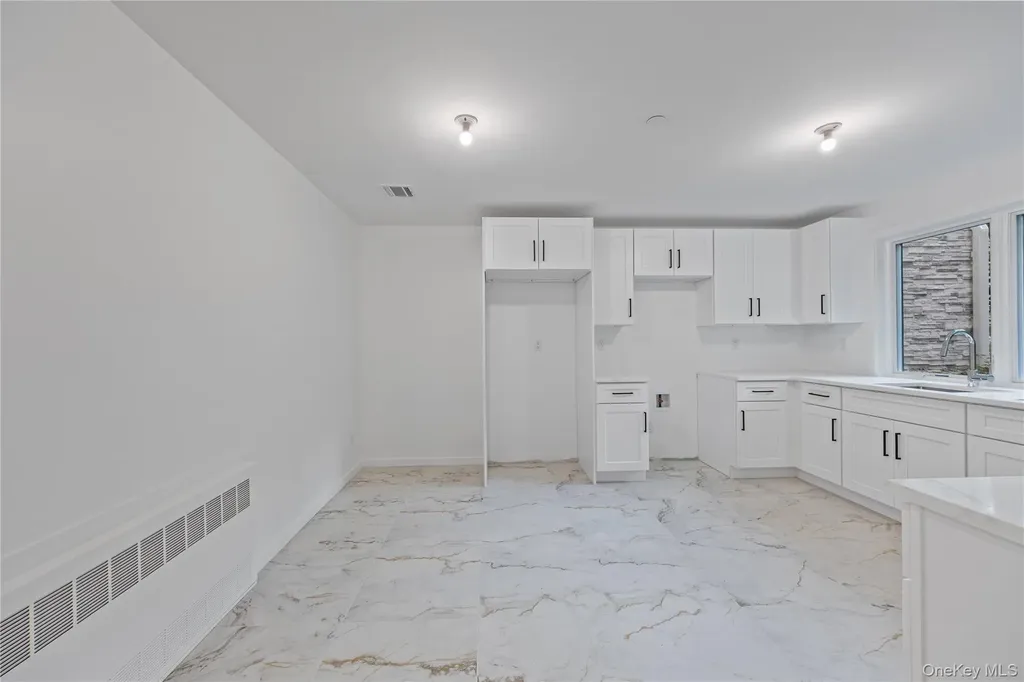 40 Singer Avenue Spring Valley NY 10977