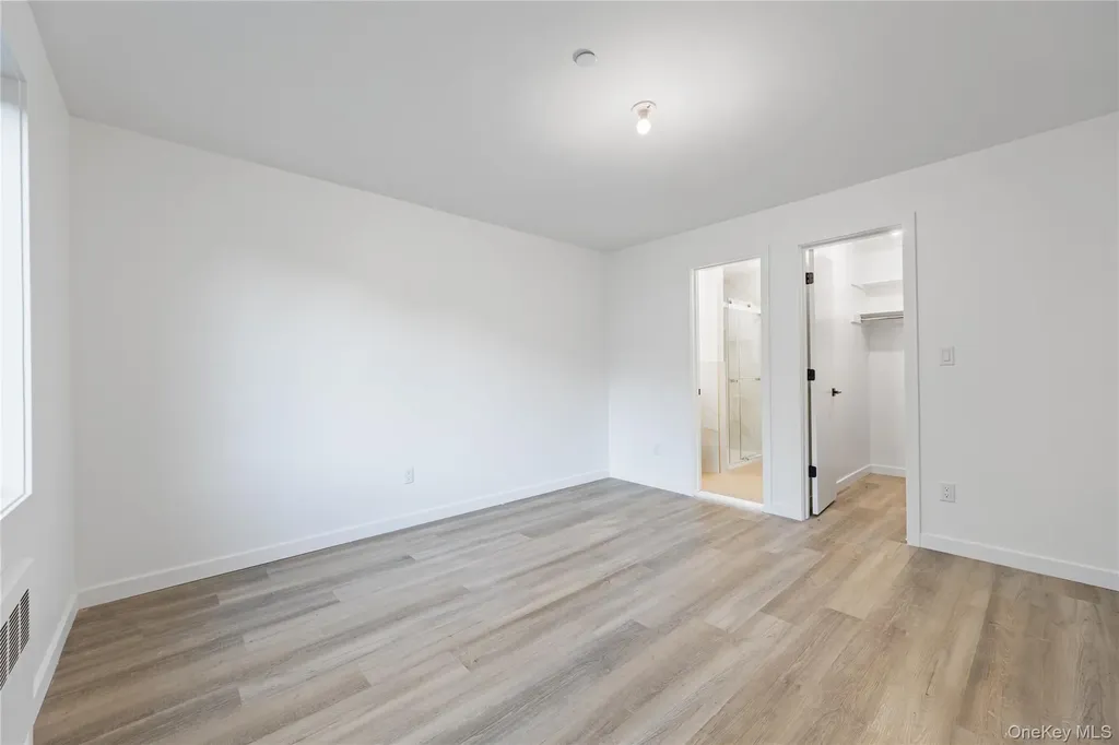 40 Singer Avenue Spring Valley NY 10977