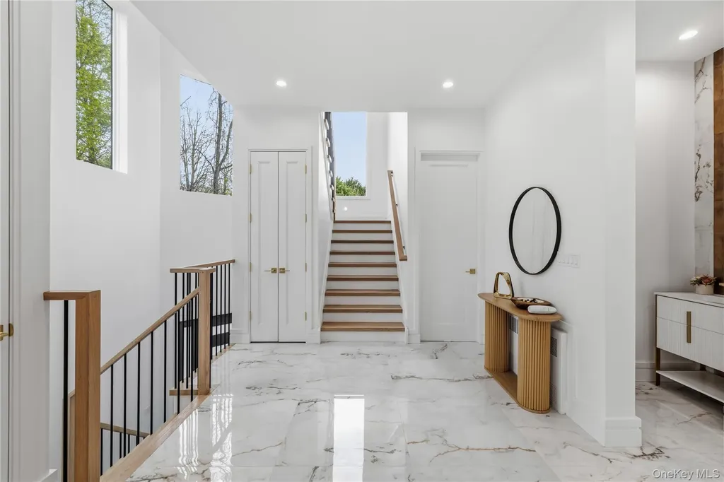 40 Singer Avenue Spring Valley NY 10977