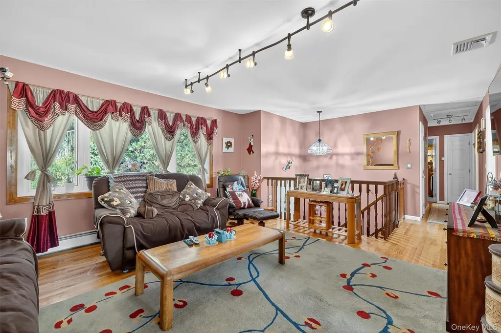 29 Beverly Drive Warwick NY 10990