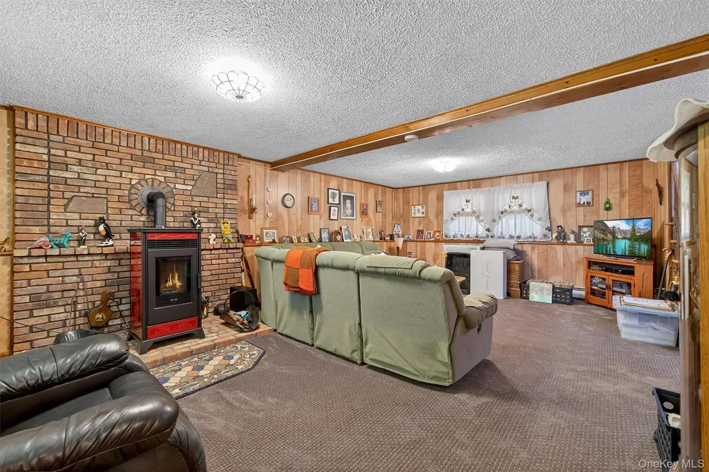 29 Beverly Drive Warwick NY 10990