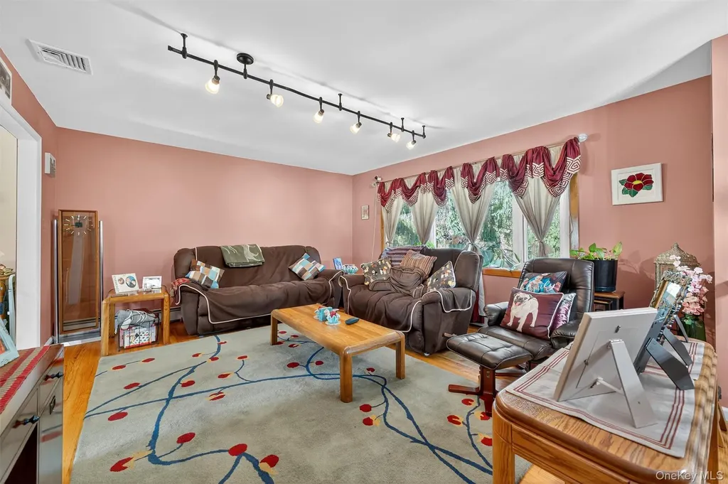 29 Beverly Drive Warwick NY 10990