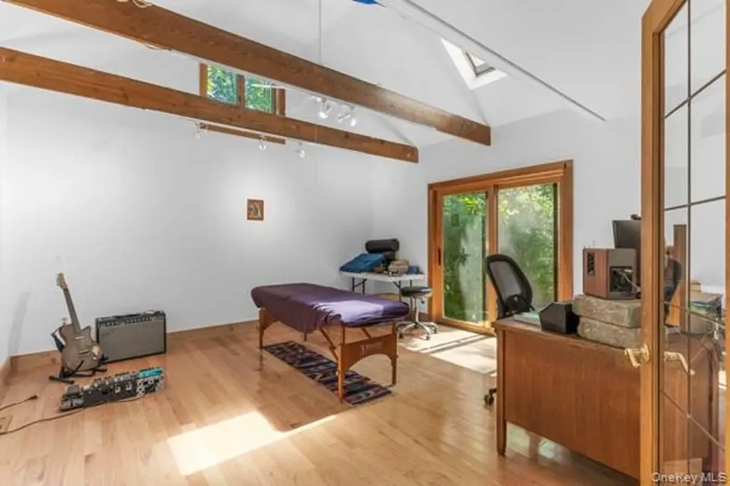 131 Mossybrook Road High Falls NY 12440