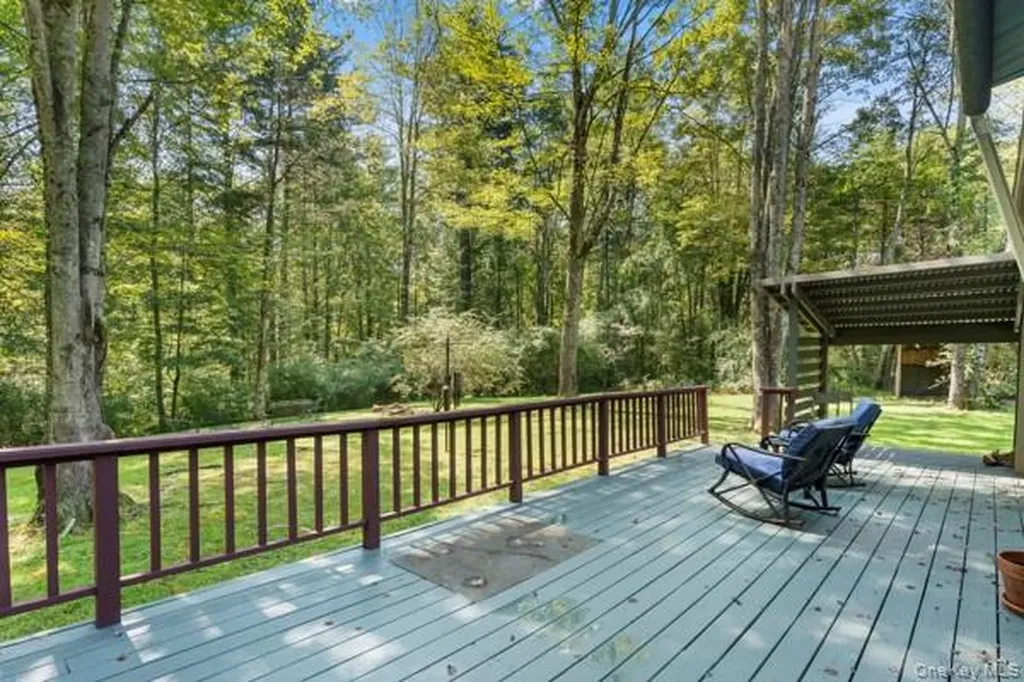 131 Mossybrook Road High Falls NY 12440