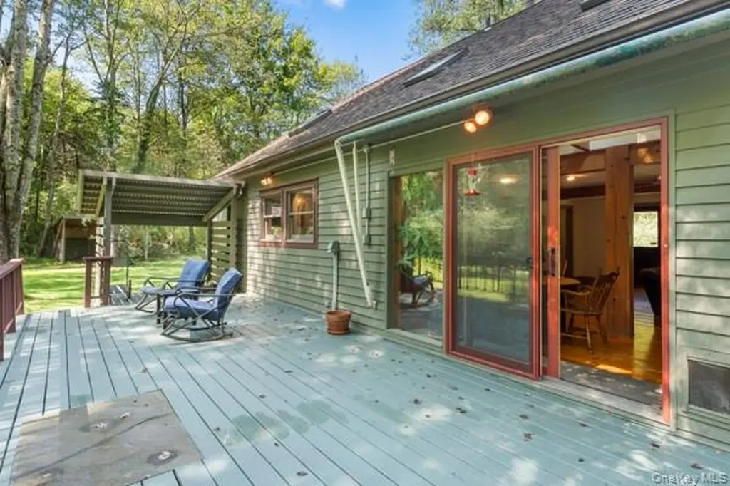 131 Mossybrook Road High Falls NY 12440