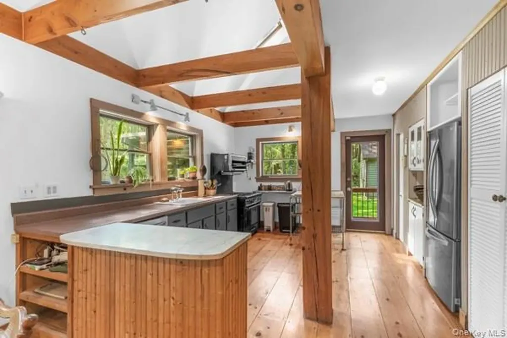 131 Mossybrook Road High Falls NY 12440
