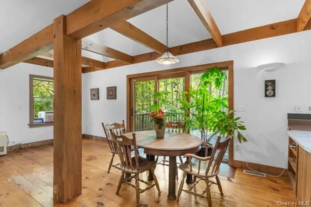 131 Mossybrook Road High Falls NY 12440