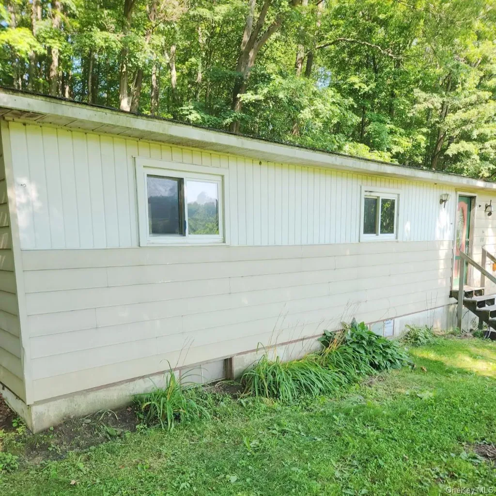152 Cooper Road Millerton NY 12546