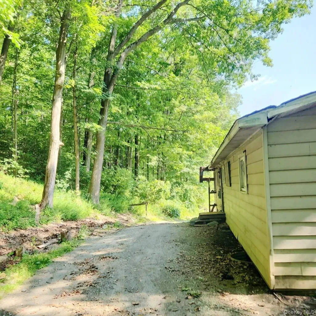 152 Cooper Road Millerton NY 12546