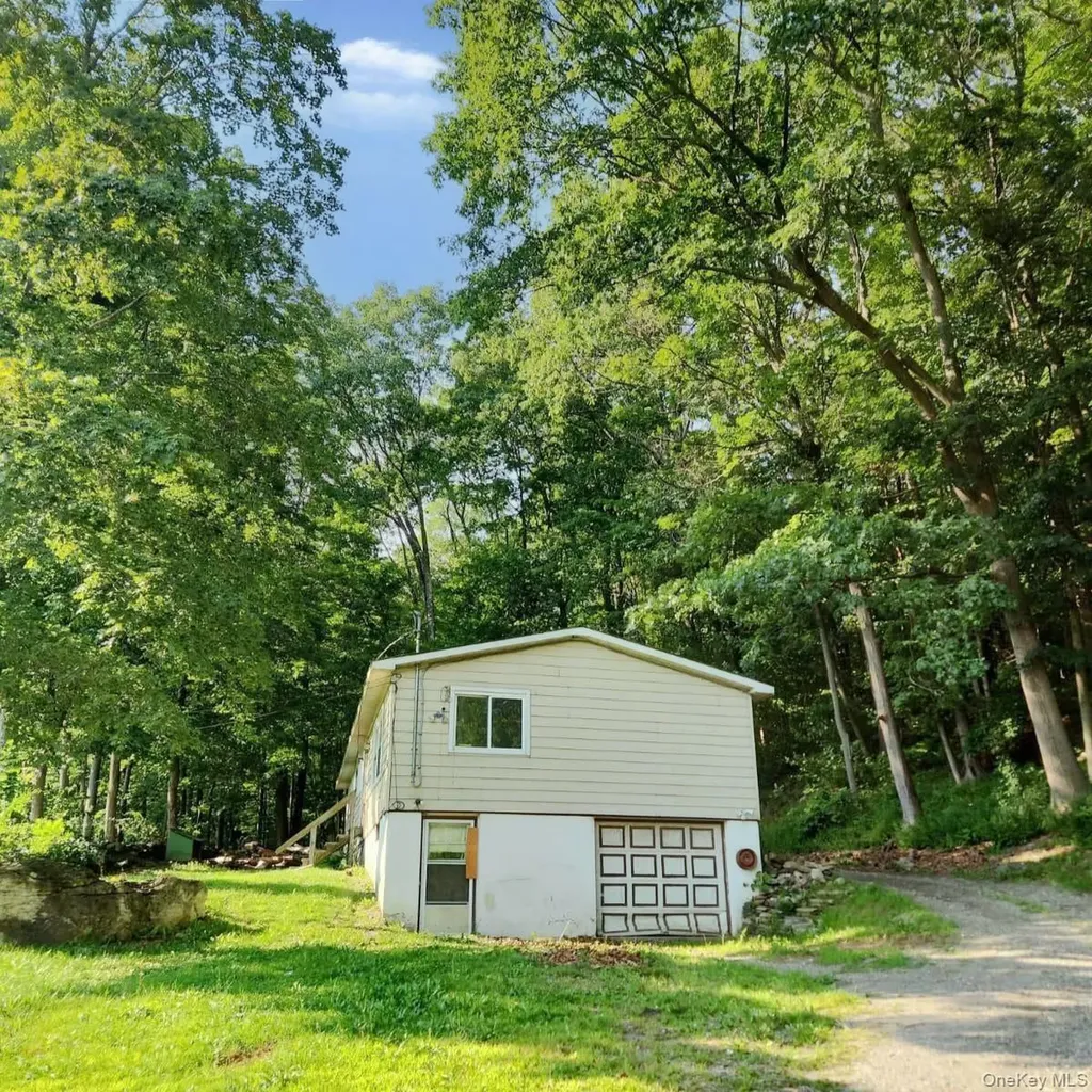 152 Cooper Road Millerton NY 12546