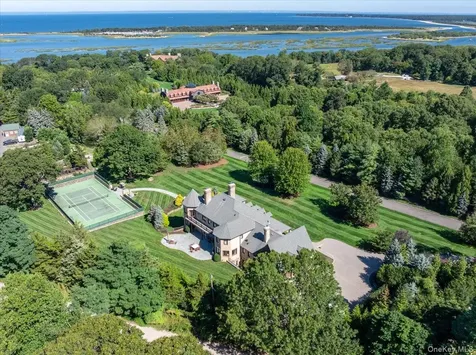 2 Sunset Drive Head Of The Harbor NY 11780
