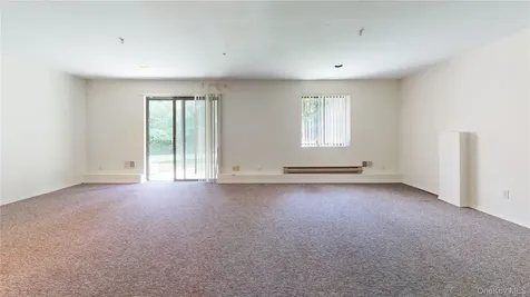 414 Pine Grove Lane Hartsdale NY 10530