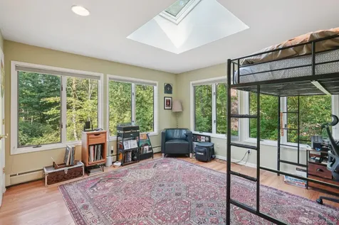11 Old Phillips Hill Road New City NY 10956