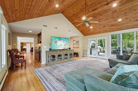 11 Old Phillips Hill Road New City NY 10956