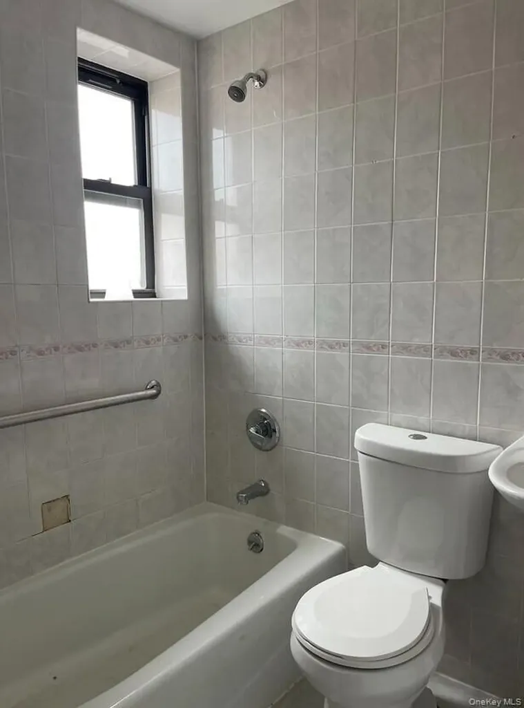 132-25 Pople Avenue Flushing NY 11355