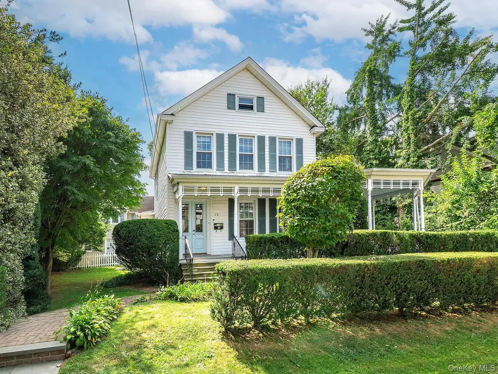 75 12th Avenue Sea Cliff NY 11579