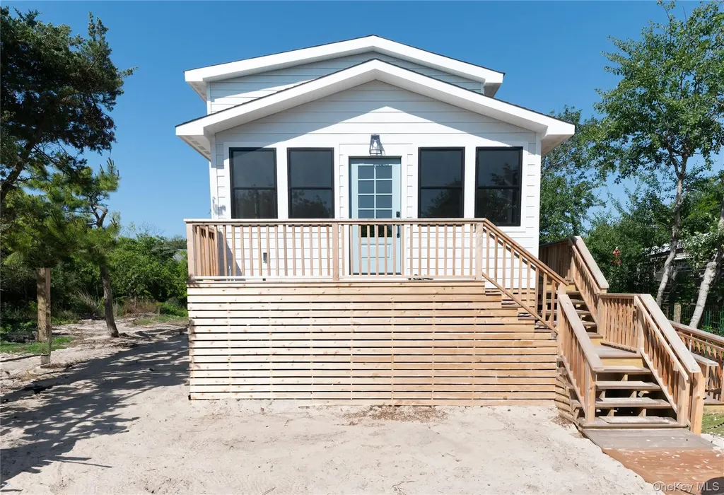 108 Ocean Road Ocean Beach NY 11770