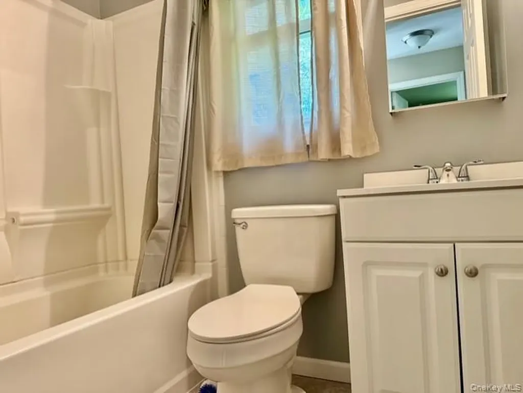 46 Sunset Circle Bloomingburg NY 12721