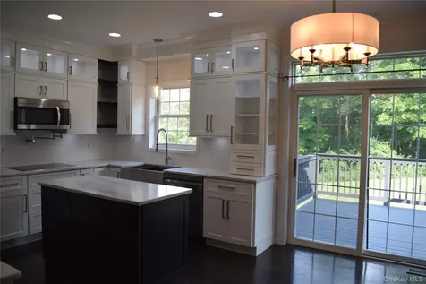 15 Wildflower Ridge Poughkeepsie NY 12603