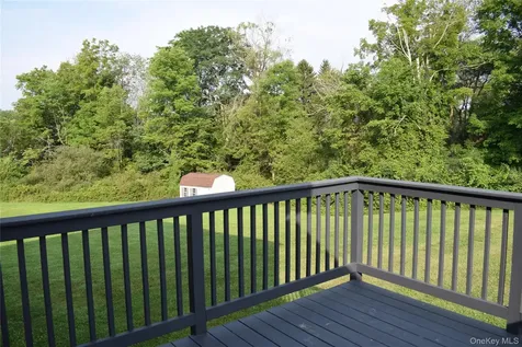 15 Wildflower Ridge Poughkeepsie NY 12603