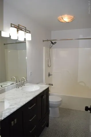 15 Wildflower Ridge Poughkeepsie NY 12603