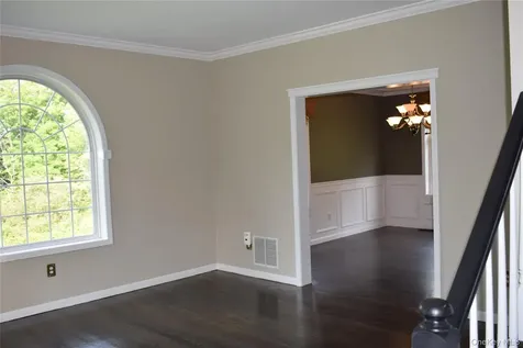 15 Wildflower Ridge Poughkeepsie NY 12603